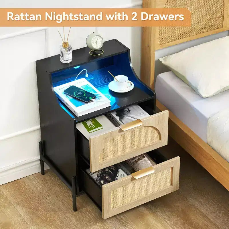 Wood Curved-Edge Bedside Table with Light, Three-Drawer Bedroom/Living Room Accent Table, Natural Compact Nightstand